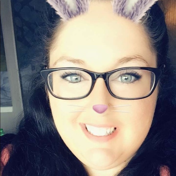 Meet Your Posher - Picture 1 of 1